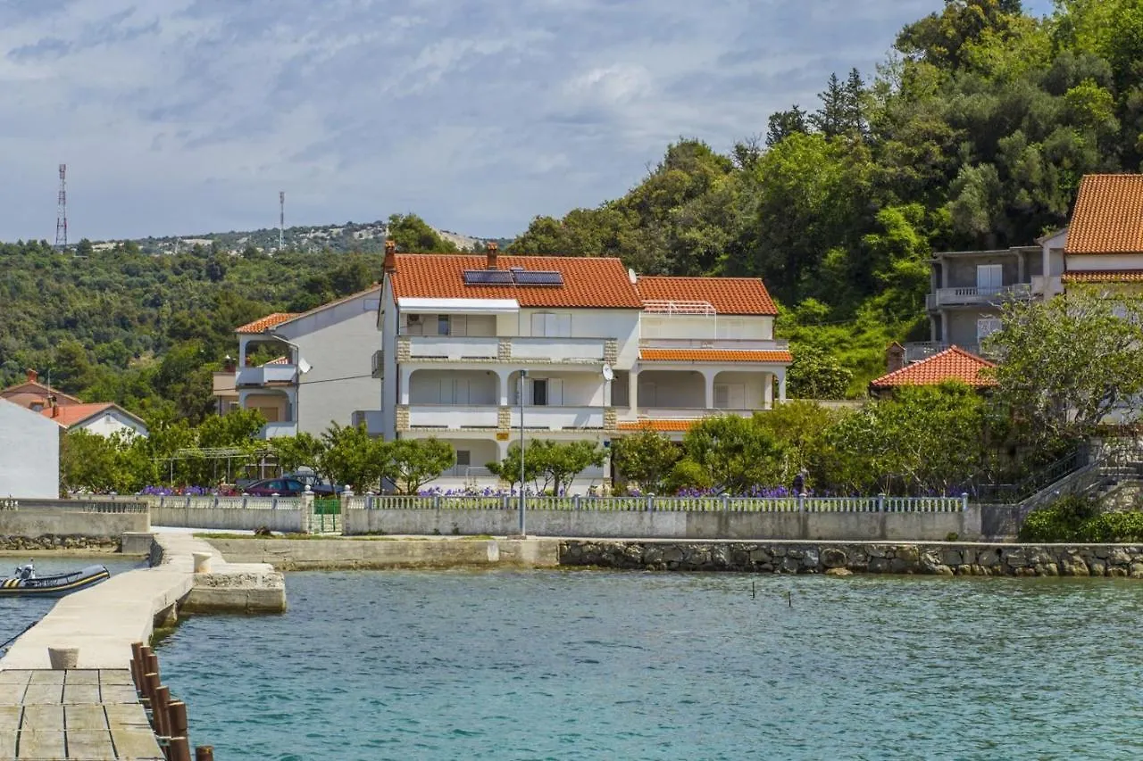 B&B Apartments & Rooms Vidas Rab Town