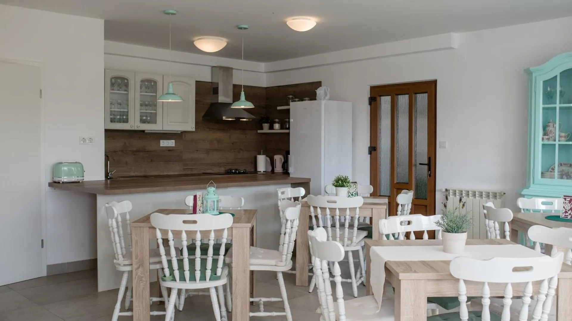 B&B Apartments & Rooms Vidas Rab Town 3*,