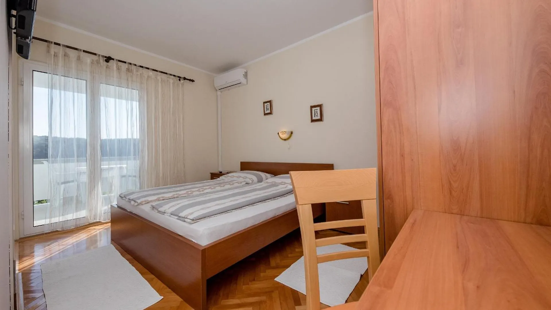 B&B Apartments & Rooms Vidas Rab Town 3*,  Kroatien
